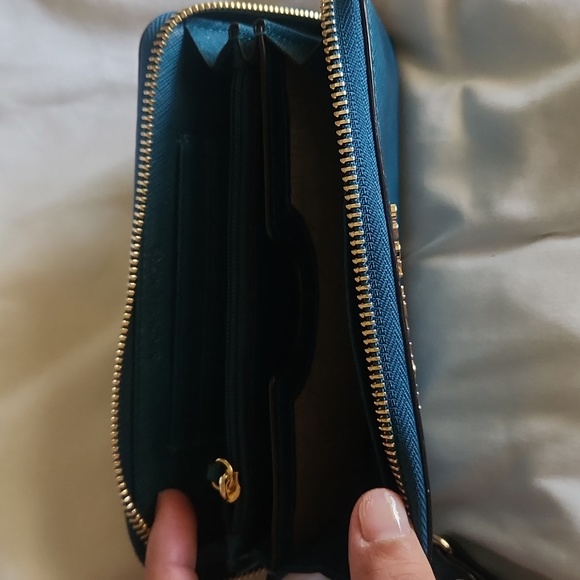 Wallet - Picture 2 of 2